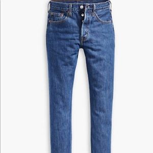 Levi 501 skinny jeans.